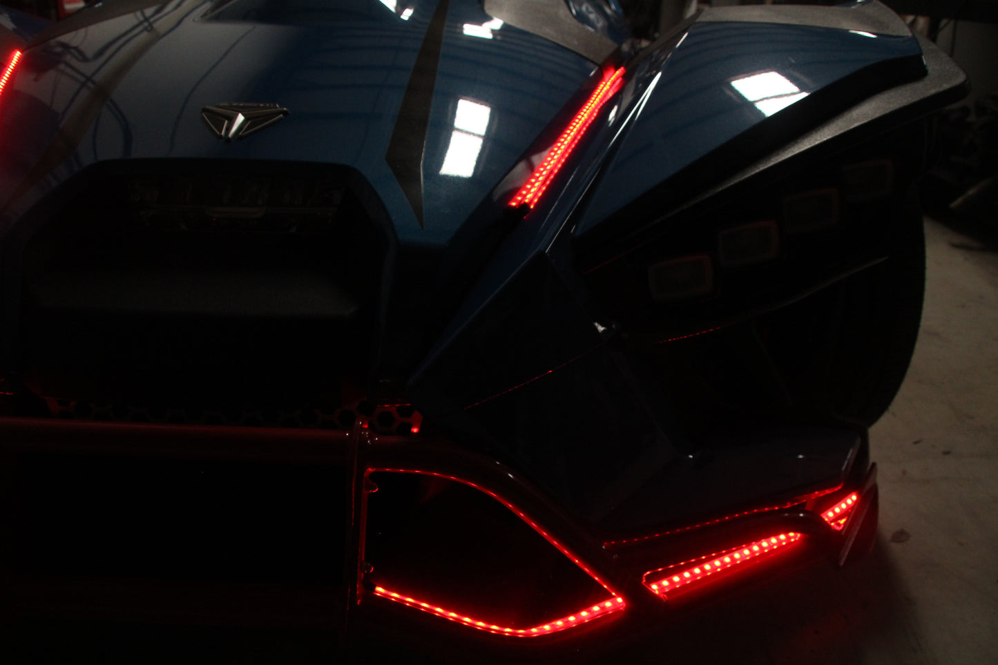 TWIST DYNAMICS 2.0 CHASER LED KIT FOR THE POLARIS SLINGSHOT (2015-2024)