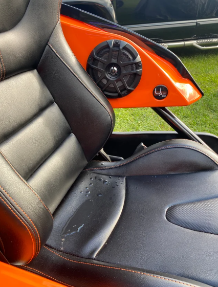 UNDERGROUND AUDIO UPPER REAR INSIDE PODS-6"
