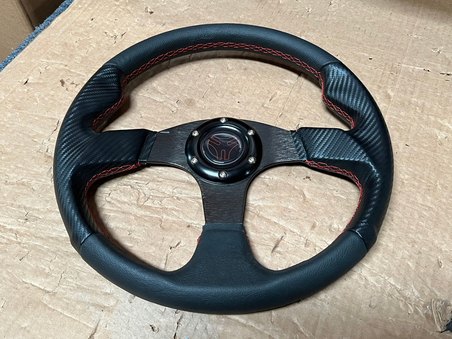 TWIST DYNAMICS ROUND STEERING WHEEL FOR THE POLARIS SLINGSHOT (2015-2019) - B-GRADE