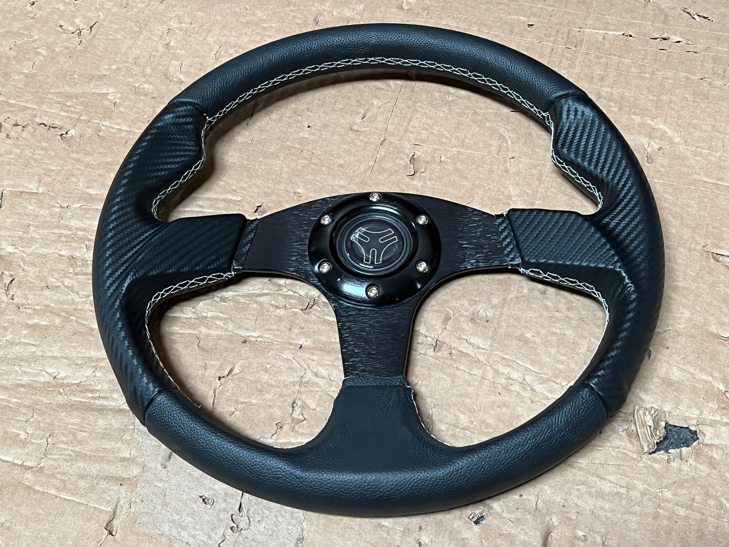 TWIST DYNAMICS ROUND STEERING WHEEL FOR THE POLARIS SLINGSHOT (2015-2019) - B-GRADE