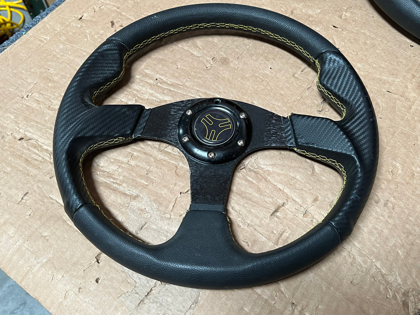 TWIST DYNAMICS ROUND STEERING WHEEL FOR THE POLARIS SLINGSHOT (2015-2019) - B-GRADE