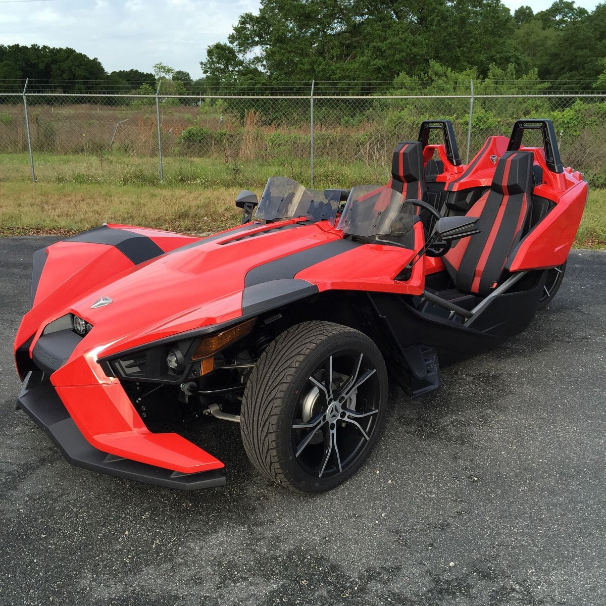 MADSTAD ENGINEERING 12" DUAL DOUBLE BUBBLE WINDSHIELD SYSTEM FOR THE POLARIS SLINGSHOT (2015-2019)