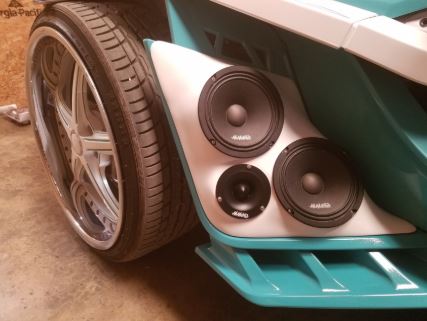 UAS FRONT FENDER SPEAKER PODS 2015-2016.5