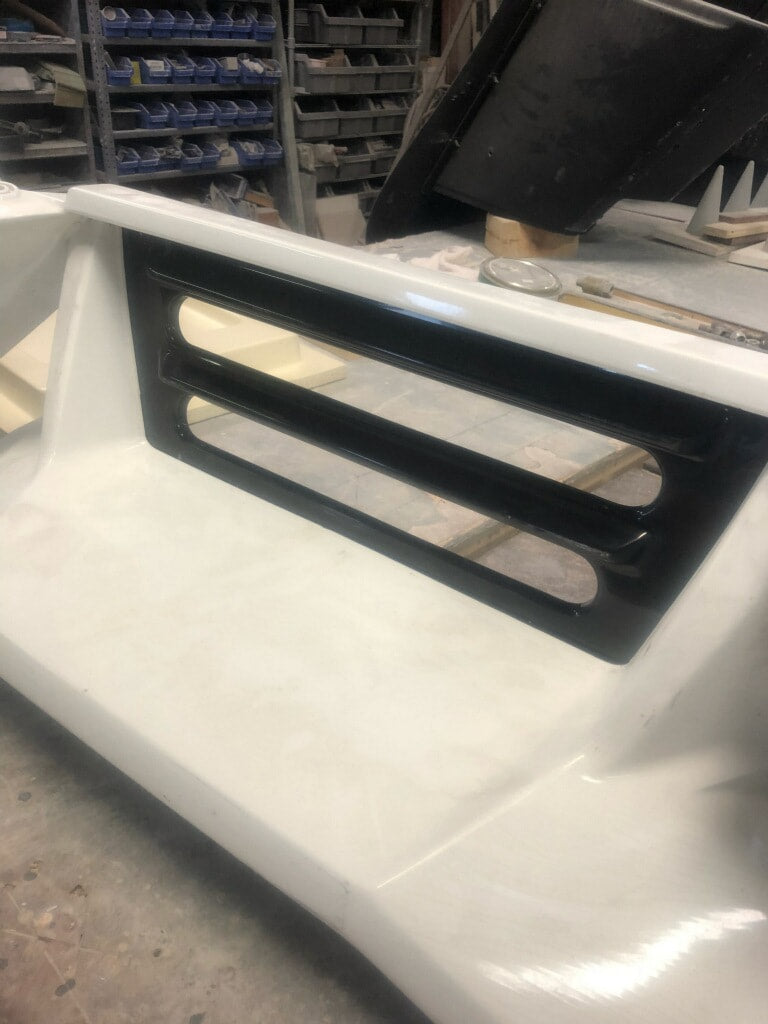 UAS Slingshot Center Grille
