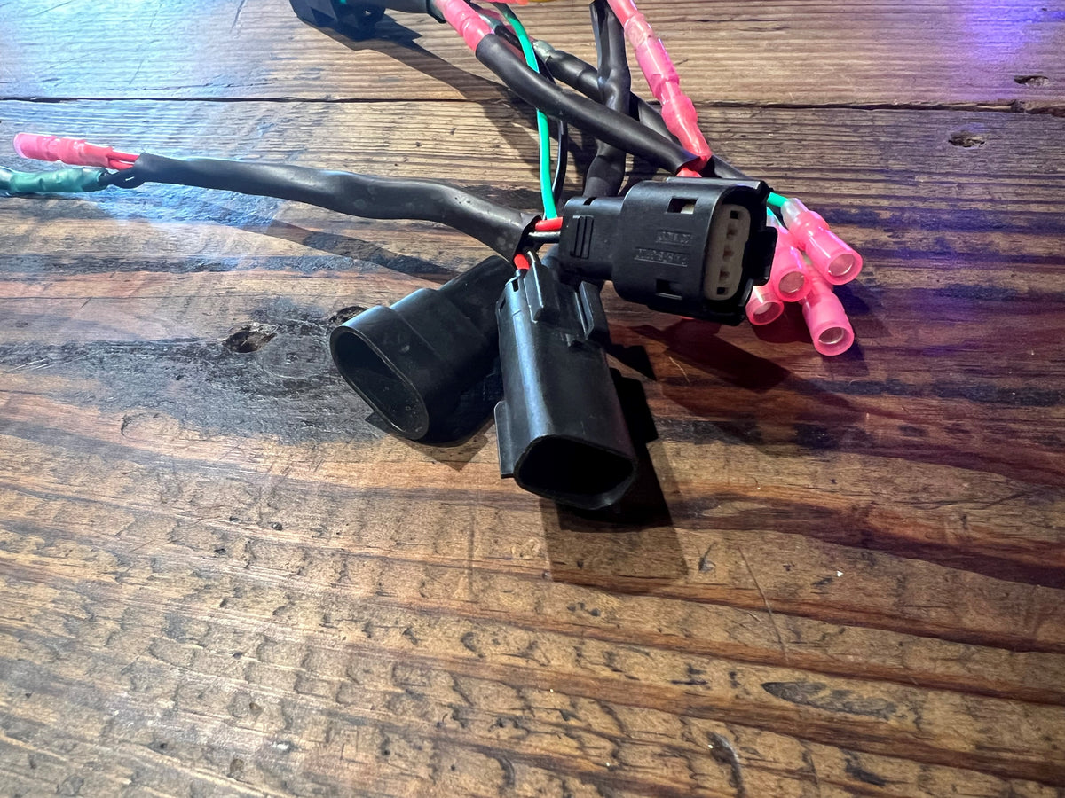 UAS Aftermarket Light Relay Harness