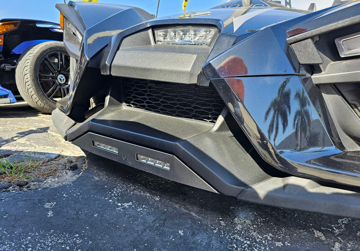 UAS Splitter Center Grill - with Fog Lights